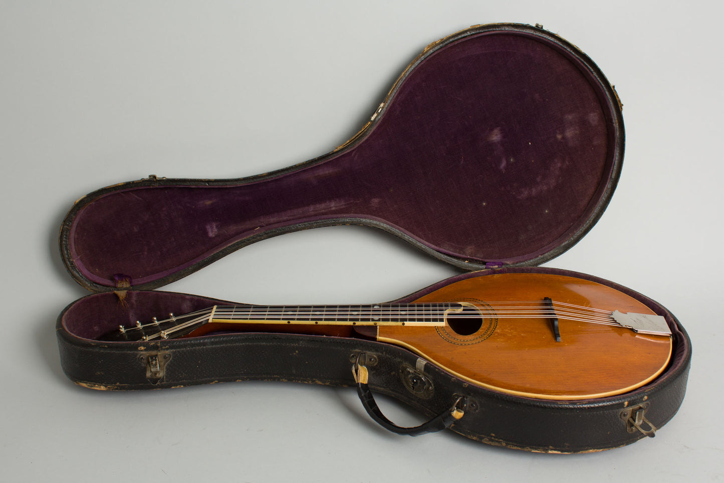 Gibson Style H-1 Carved Top Mandola (1910)