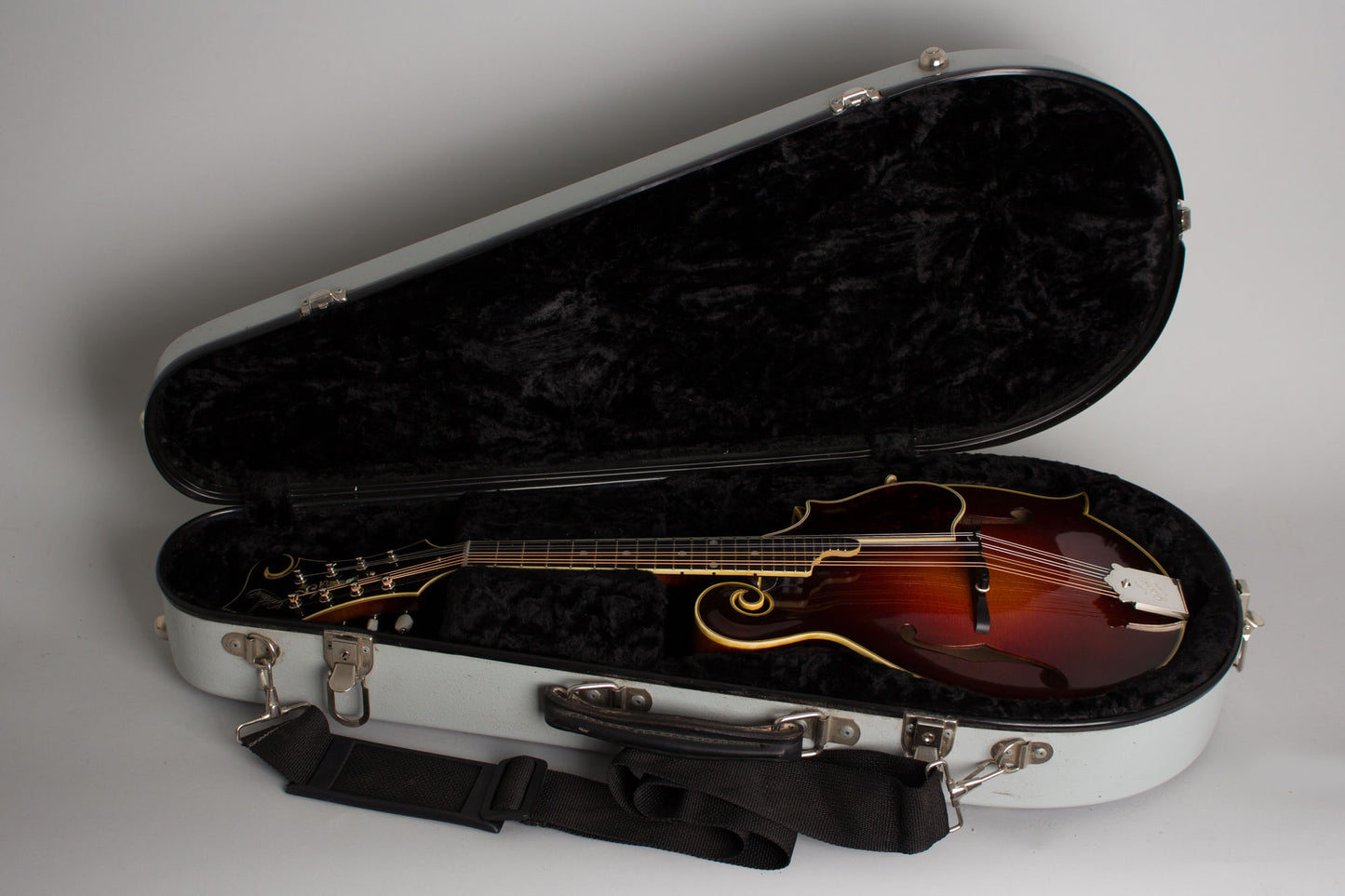 Gilchrist Model 5 Carved Top Mandolin (2000)