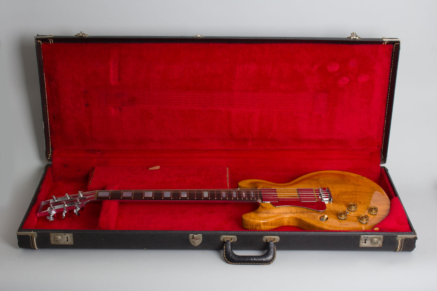 Travis Bean TB-1000A Artist LEFT HANDED Solid Body Electric Guitar (1977)