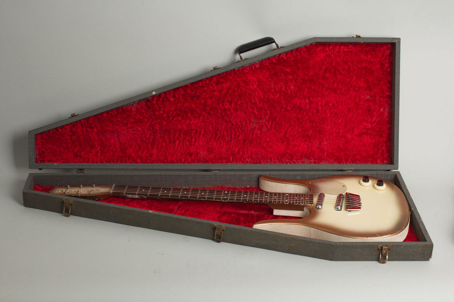 Danelectro Longhorn Guitarlin Model 4123 Semi-Hollow Body Electric Guitar (1965)