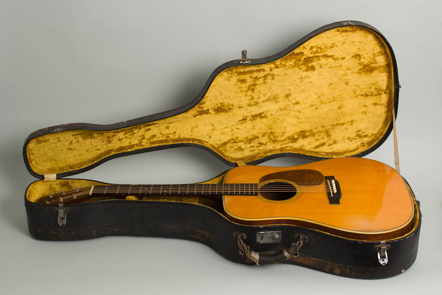 C. F. Martin D-28 Flat Top Acoustic Guitar (1940)