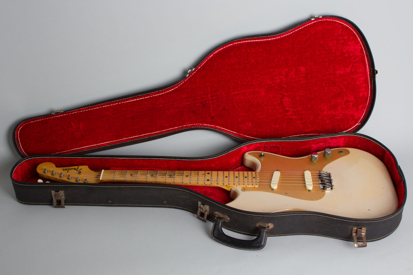 Fender Duo-Sonic Solid Body Electric Guitar (1959)