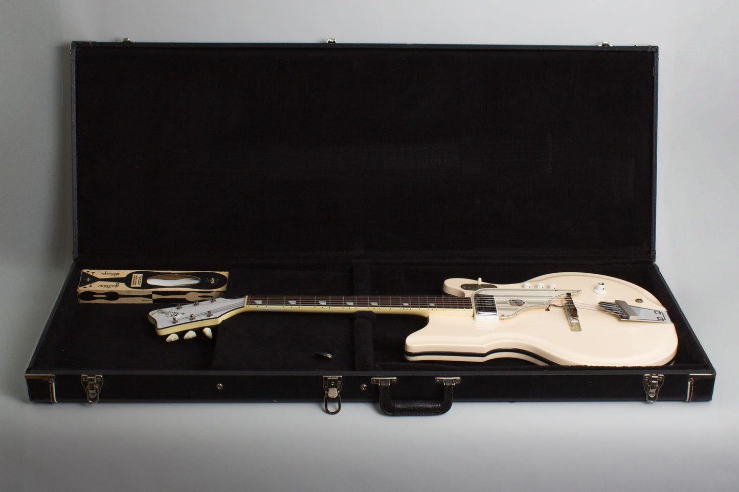 National Val-Pro 84 Solid Body Electric Guitar (1962)