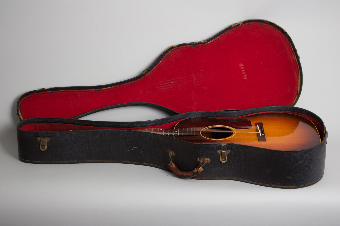 Gibson LG-2 Flat Top Acoustic Guitar (1948)