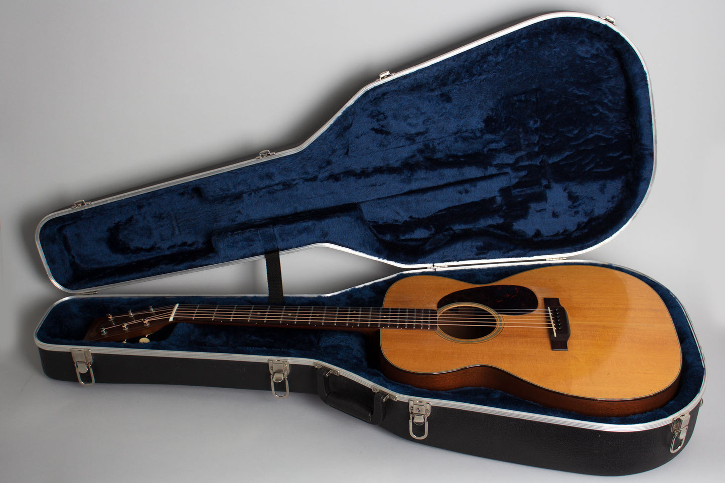 C. F. Martin 000-18 Flat Top Acoustic Guitar (1941)