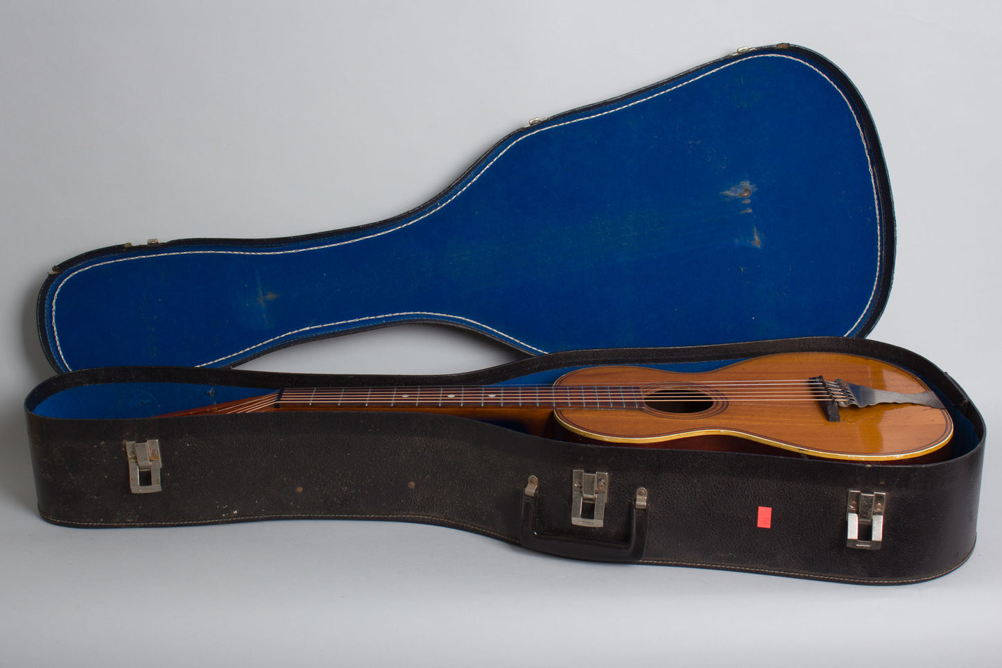Grunewald 3/4 Size Flat Top Acoustic Guitar (1905)