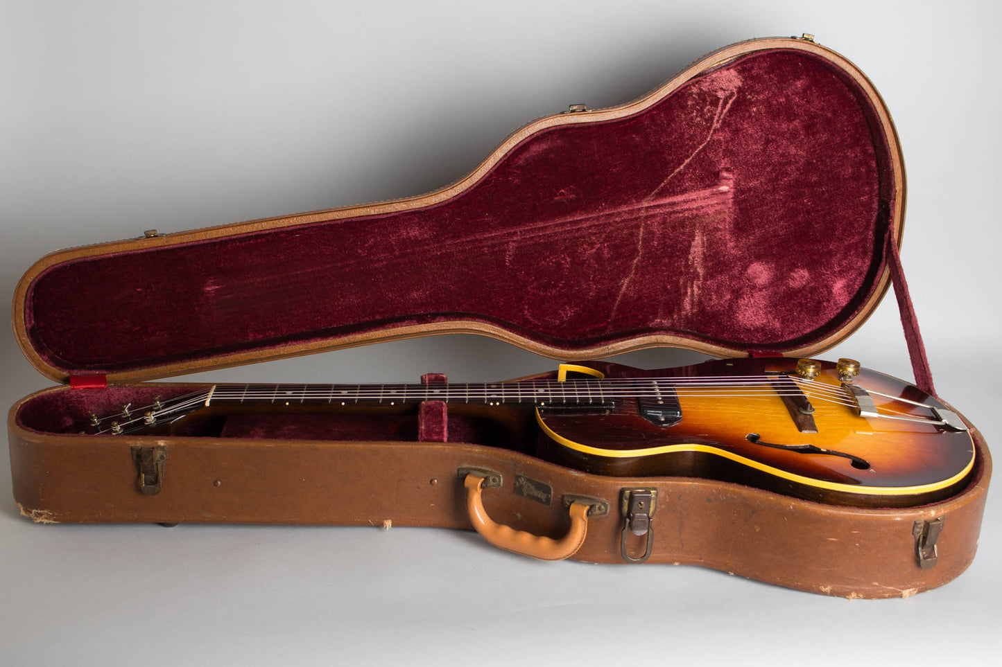 Gibson ES-140 3/4 Arch Top Hollow Body Electric Guitar (1953)