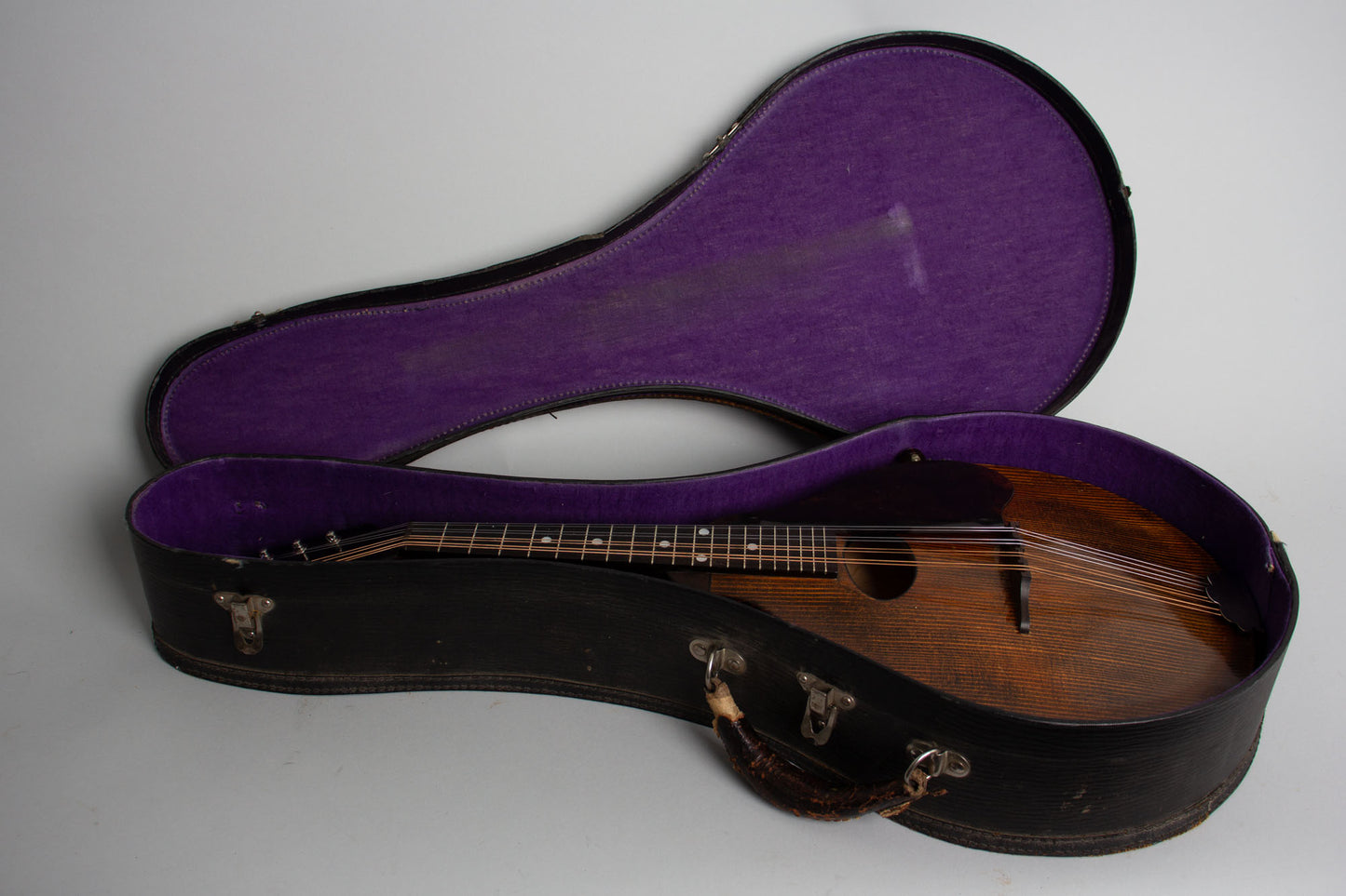 Gibson A-Junior Snakehead Carved Top Mandolin (1925)