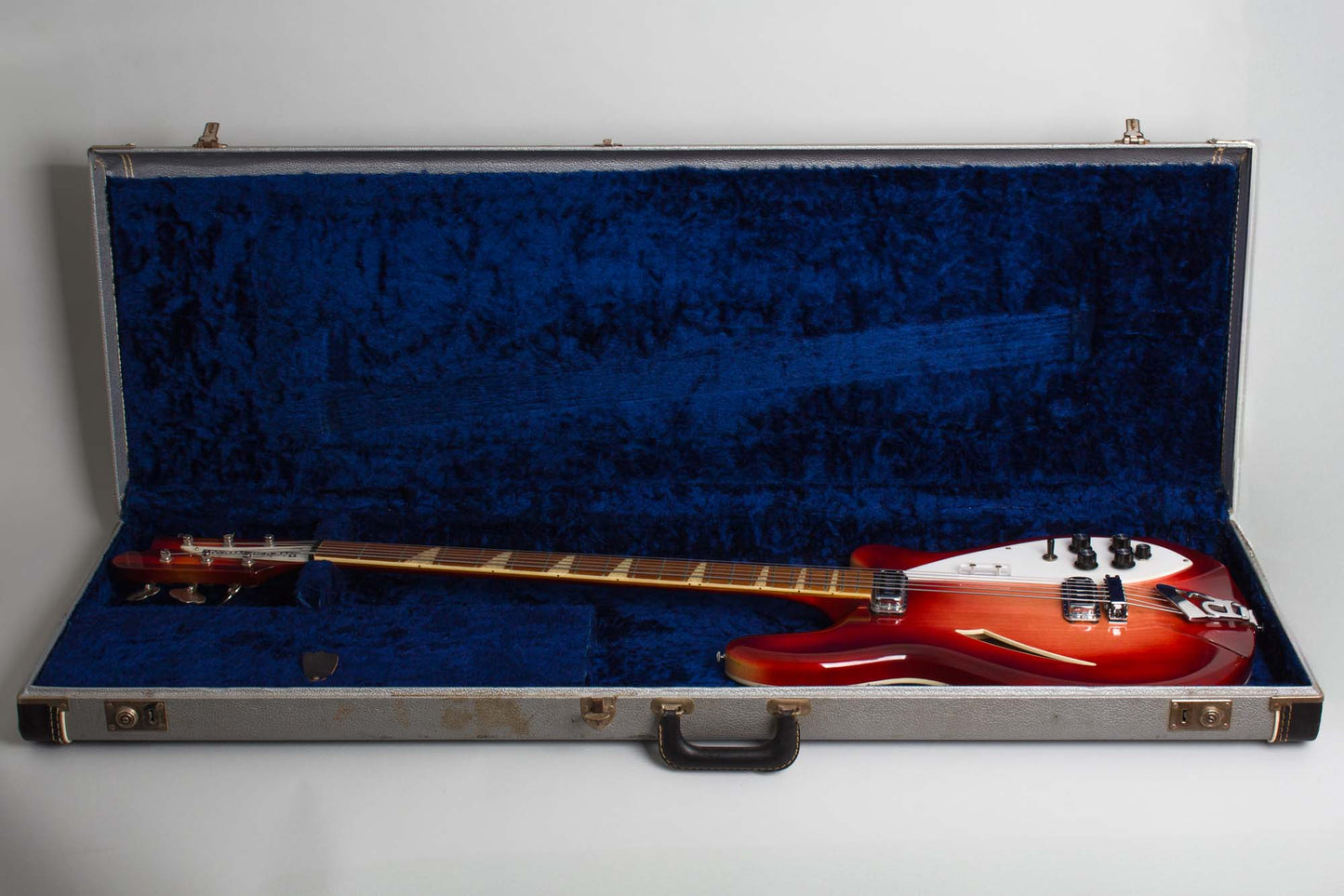 Rickenbacker 4005/6 6-string Semi-Hollow Body Electric Bass Guitar (1965)