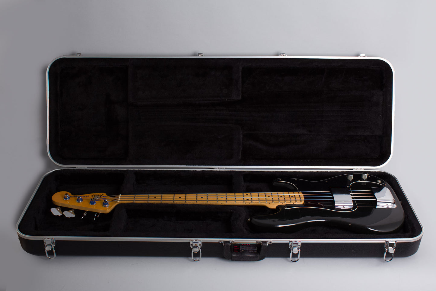 Fender Precision Bass Solid Body Electric Bass Guitar (1977)