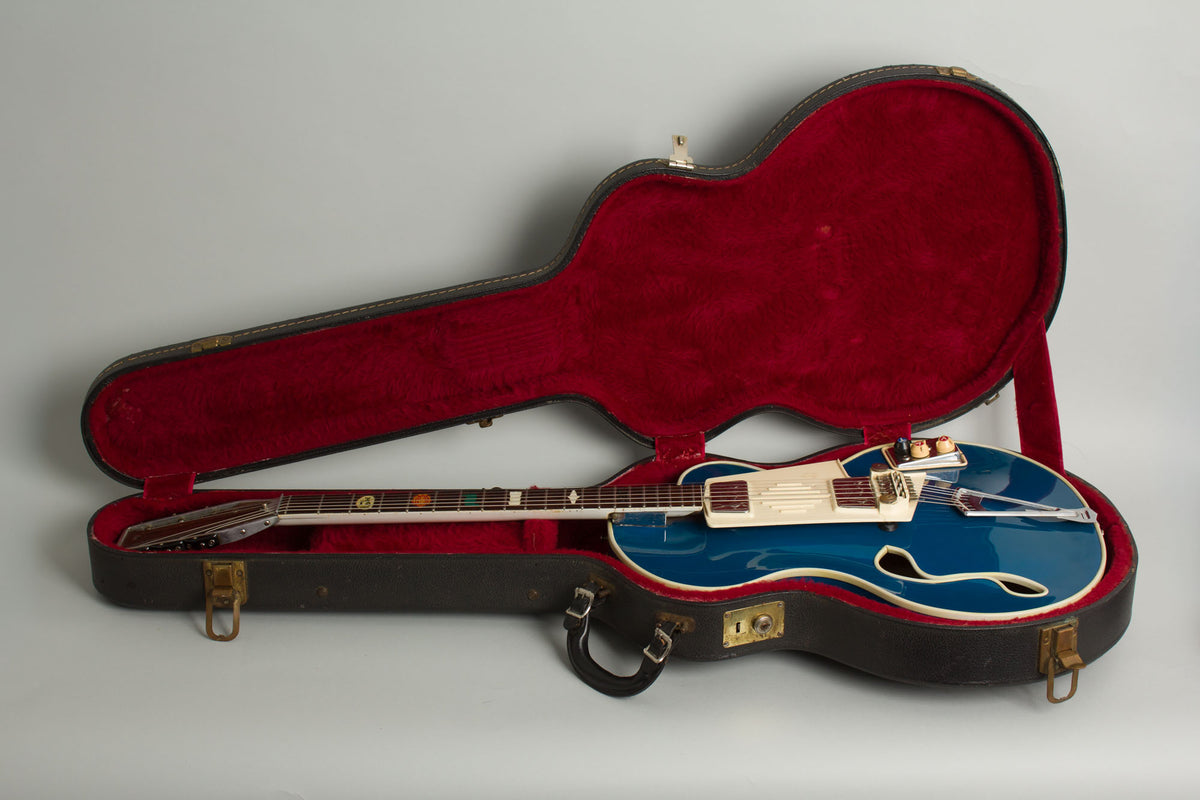 Wandre BB Model Semi-Hollow Body Electric Guitar (1963)