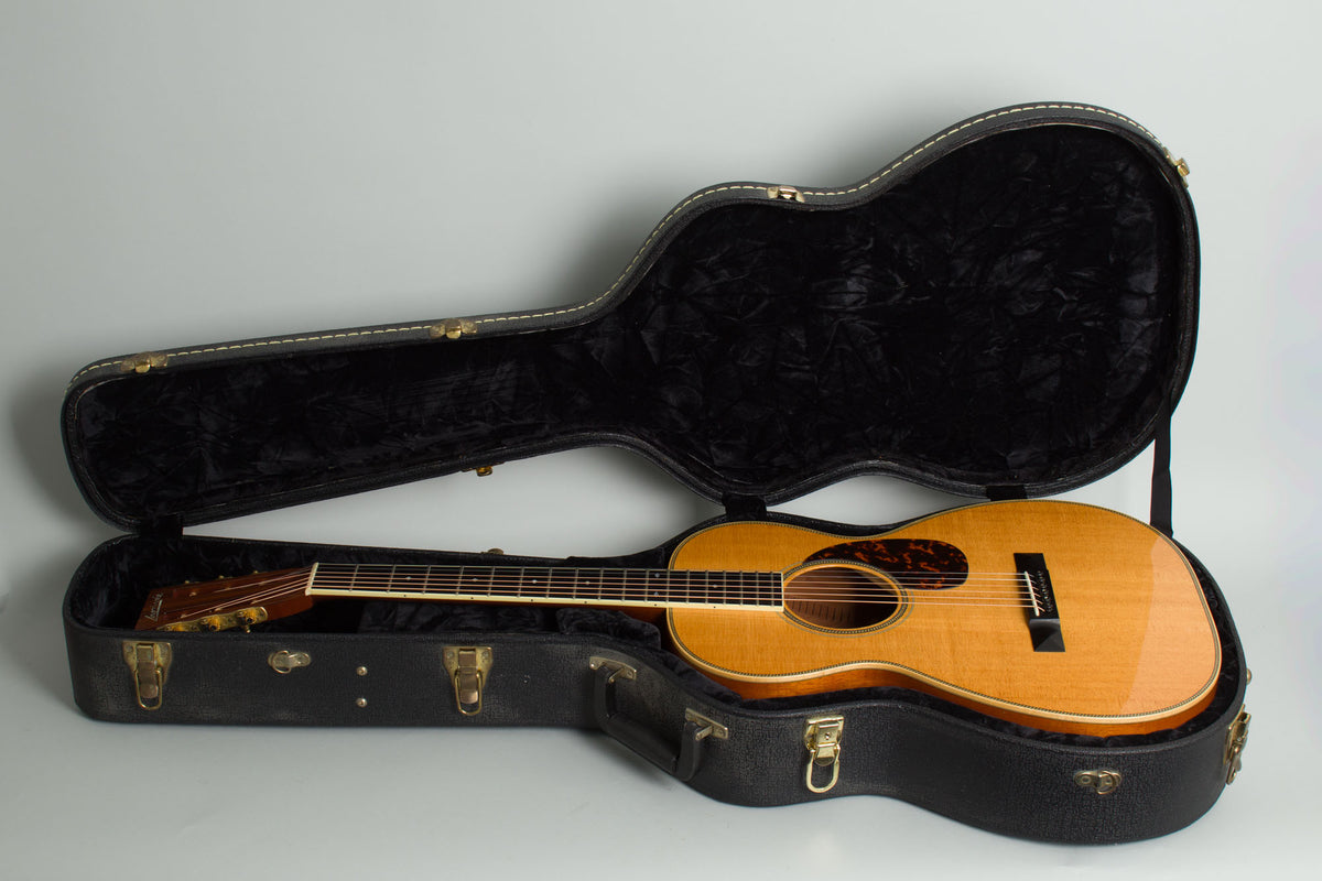 Larrivee 00-50 Flat Top Acoustic Guitar (2005)