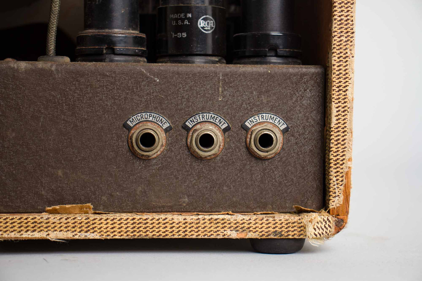 Gibson EH-100/ Recording King Model 1022 Tube Amplifier (1938)