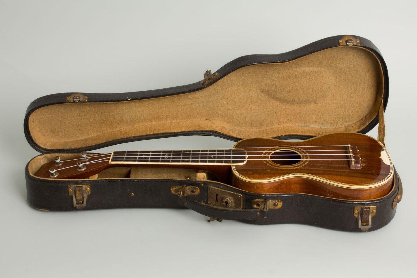 unlabelled Koa Soprano Ukulele (1925)
