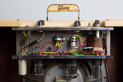 Gibson GA-8 Discoverer Tube Amplifier (1962)