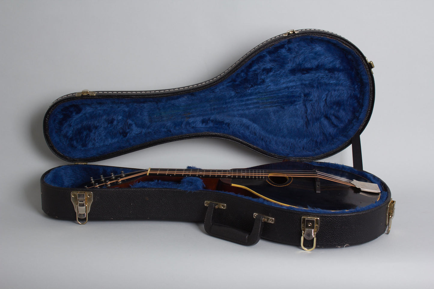 Gibson Style A- Carved Top Mandolin (1911)