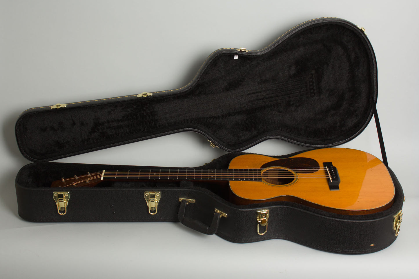 C. F. Martin 0-18 Flat Top Acoustic Guitar (1937)
