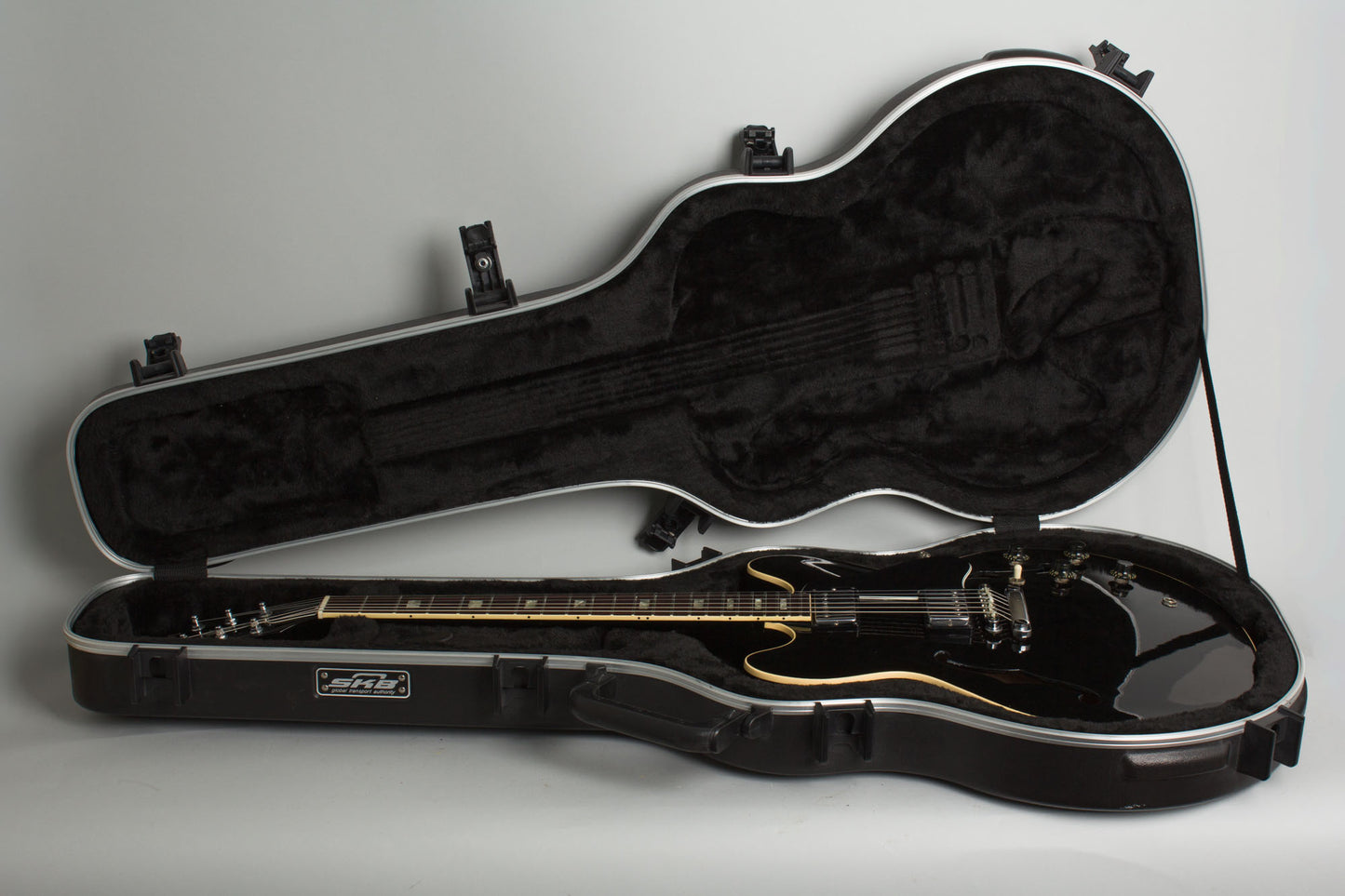 Gibson ES-335TD Semi-Hollow Body Electric Guitar (1969)