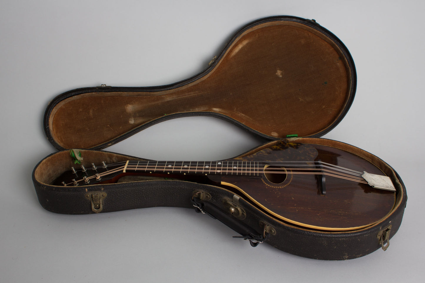 Gibson Style A Carved Top Mandolin (1918)