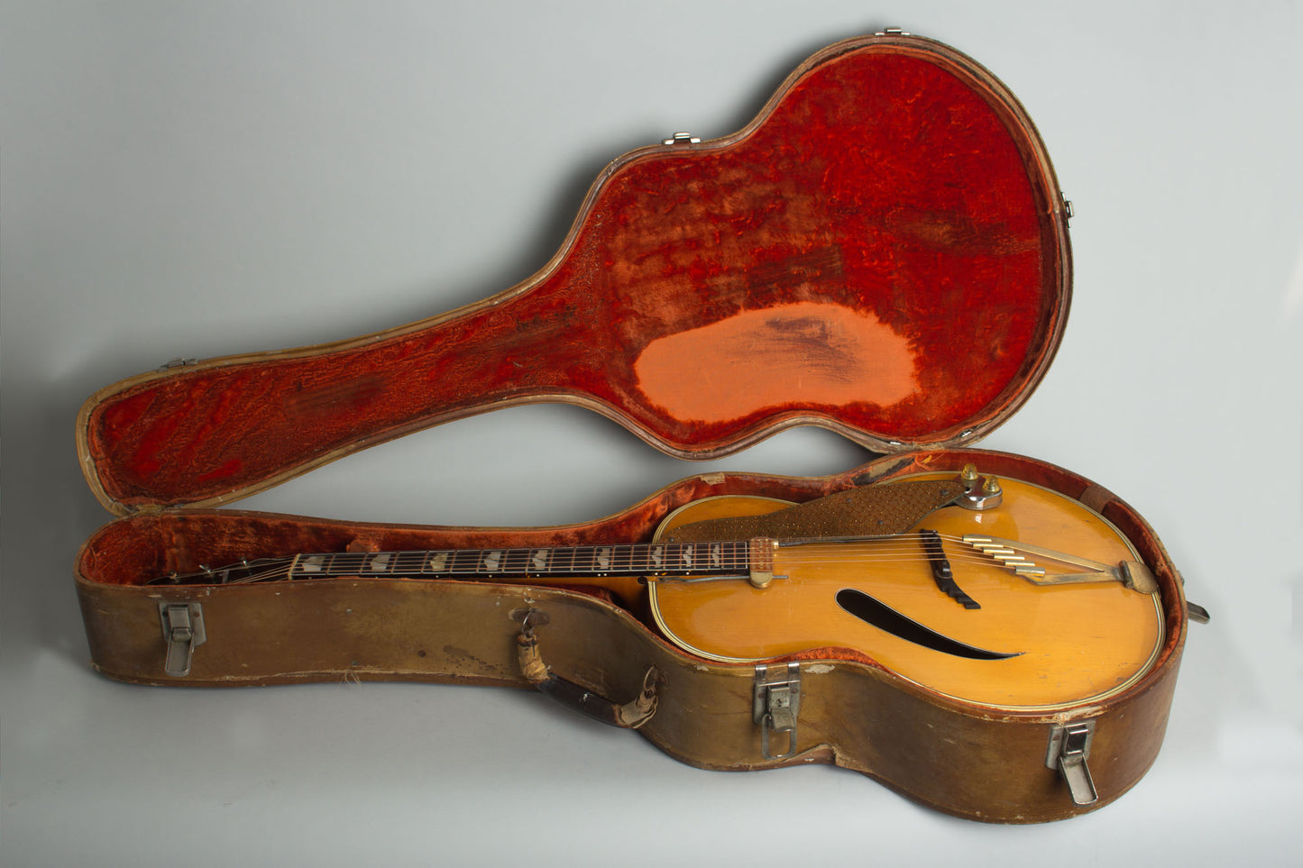Gretsch Synchromatic 300 Arch Top Acoustic Guitar (1940)
