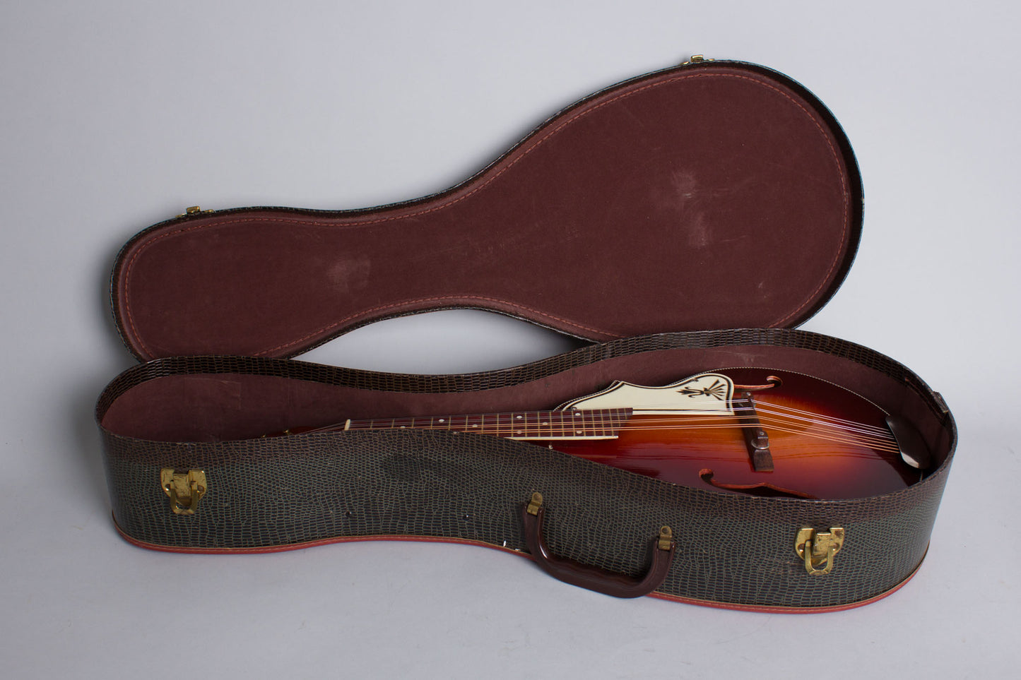 Kay Unlabelled Venetian Style Arch Top Mandolin (1950s)