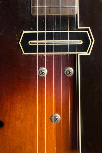 Gibson ES-150 Arch Top Hollow Body Electric Guitar (1939)