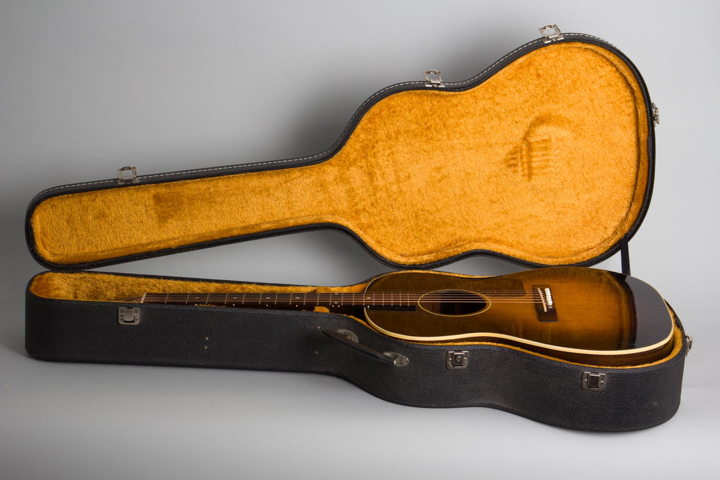 Gibson LG-2 Flat Top Acoustic Guitar (1952)