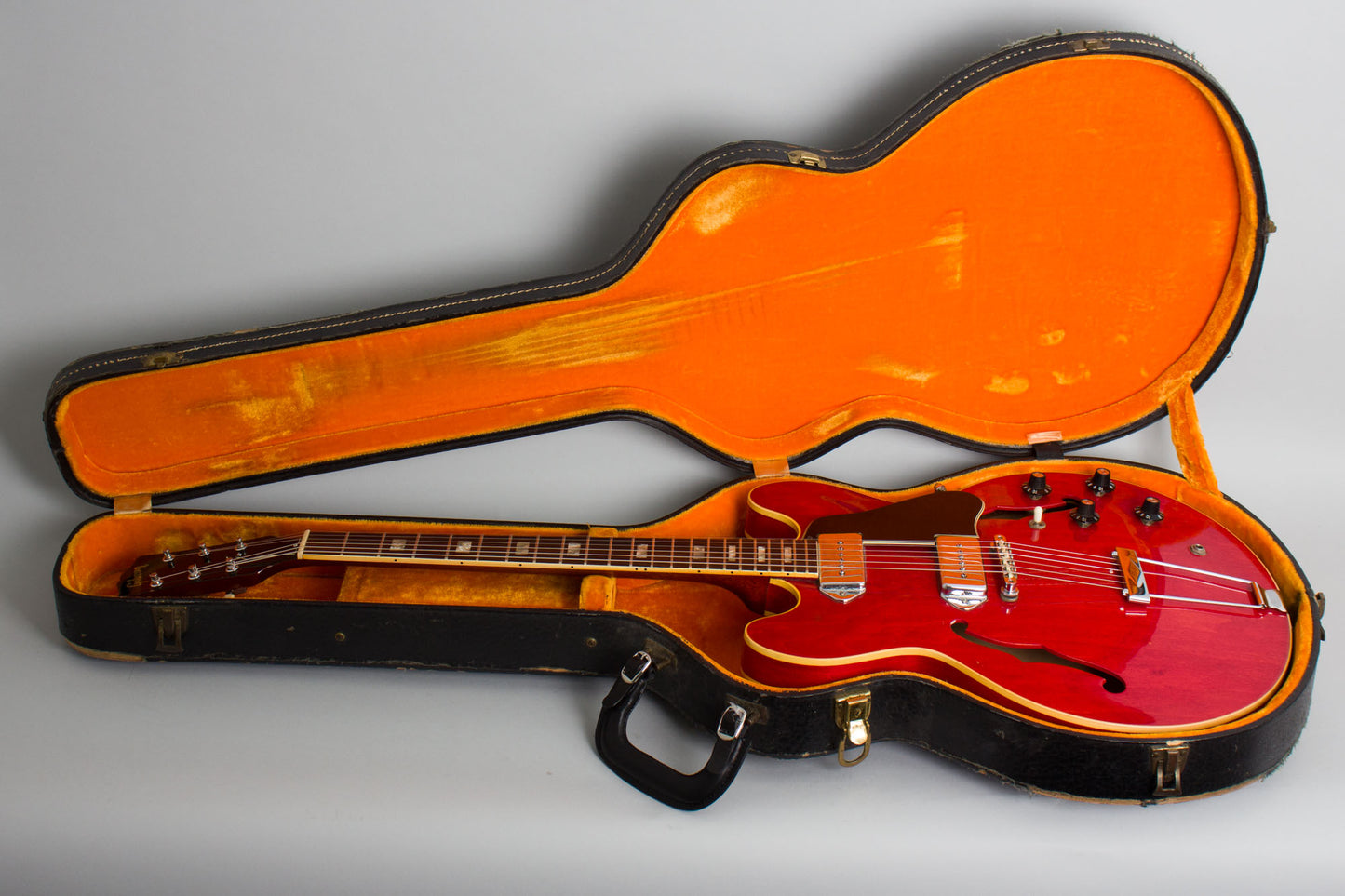 Gibson ES-330TDC Thinline Hollow Body Electric Guitar (1968)