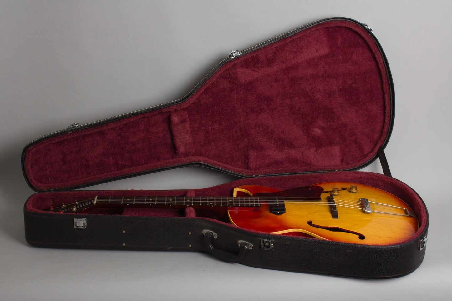 Gibson ES-125TC Thinline Hollow Body Electric Guitar (1963)