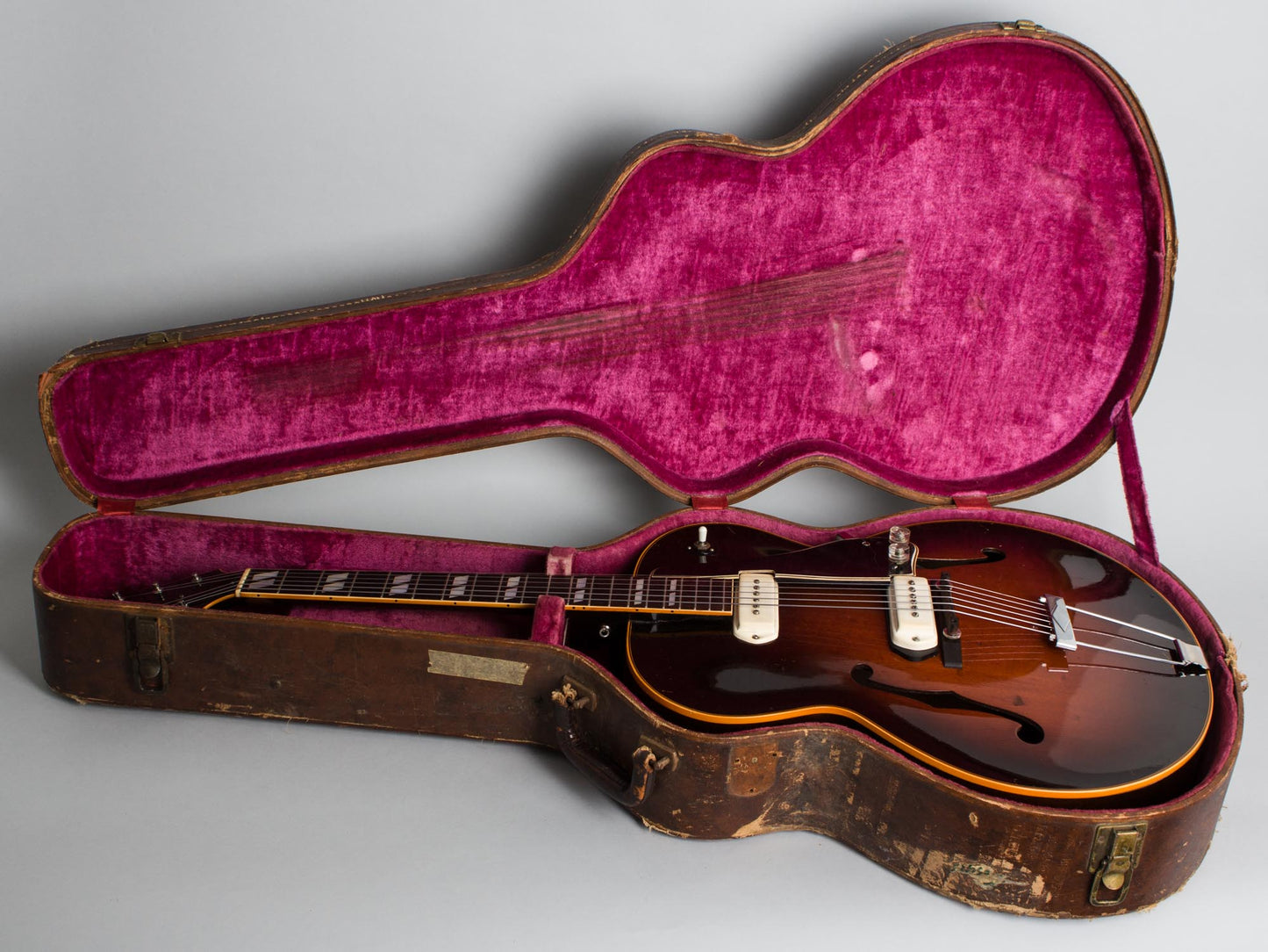 Gibson L-7 Arch Top Hollow Body Electric Guitar (1950)