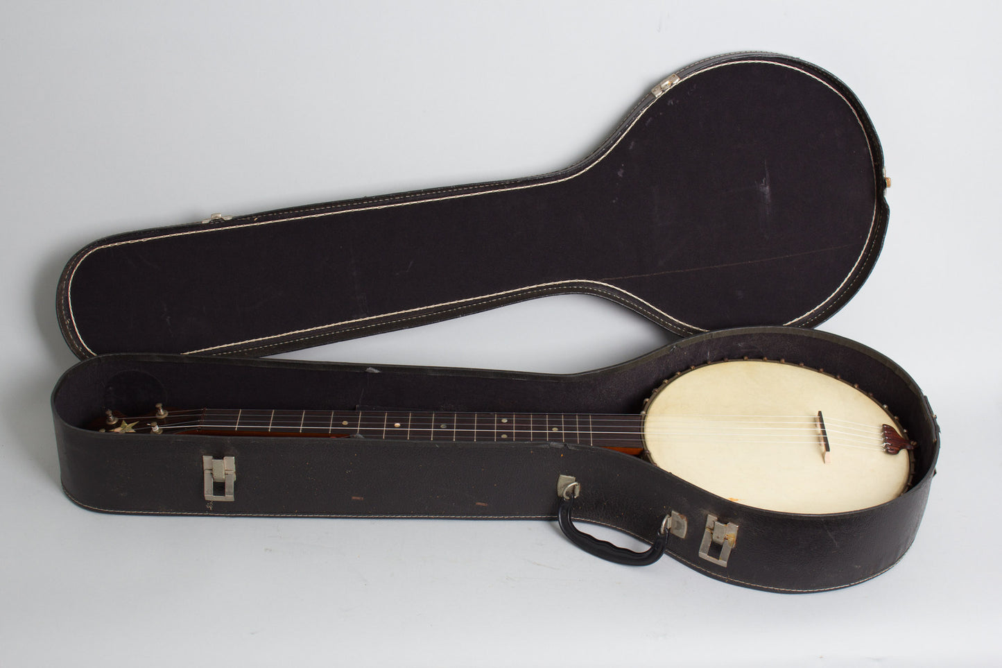 unlabelled 5 String Banjo (1890)