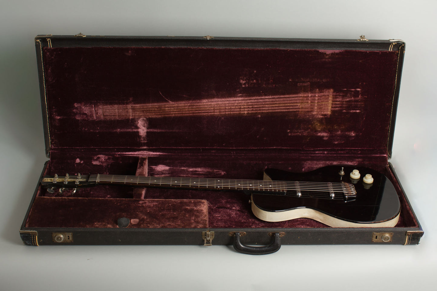 Danelectro UB-2 Composite Electric 6-String Bass Guitar (1960)