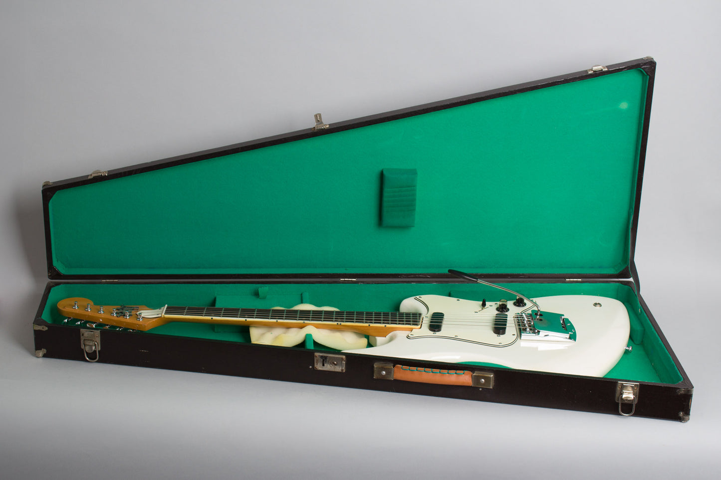 Matsumoku Crown Professional UC-2 Solid Body Electric Guitar (1968)