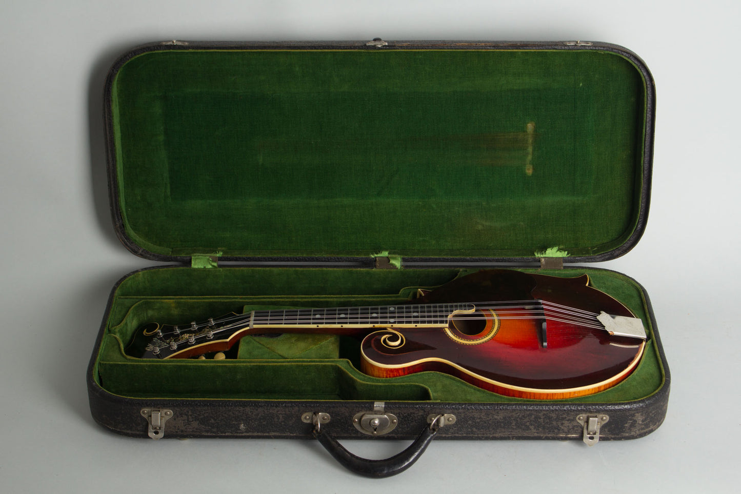 Gibson Model F-4 Carved Top Mandolin (1921)