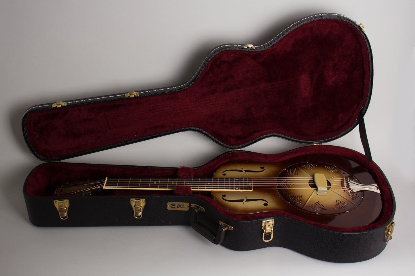 National Triolian Resophonic Guitar (1932)