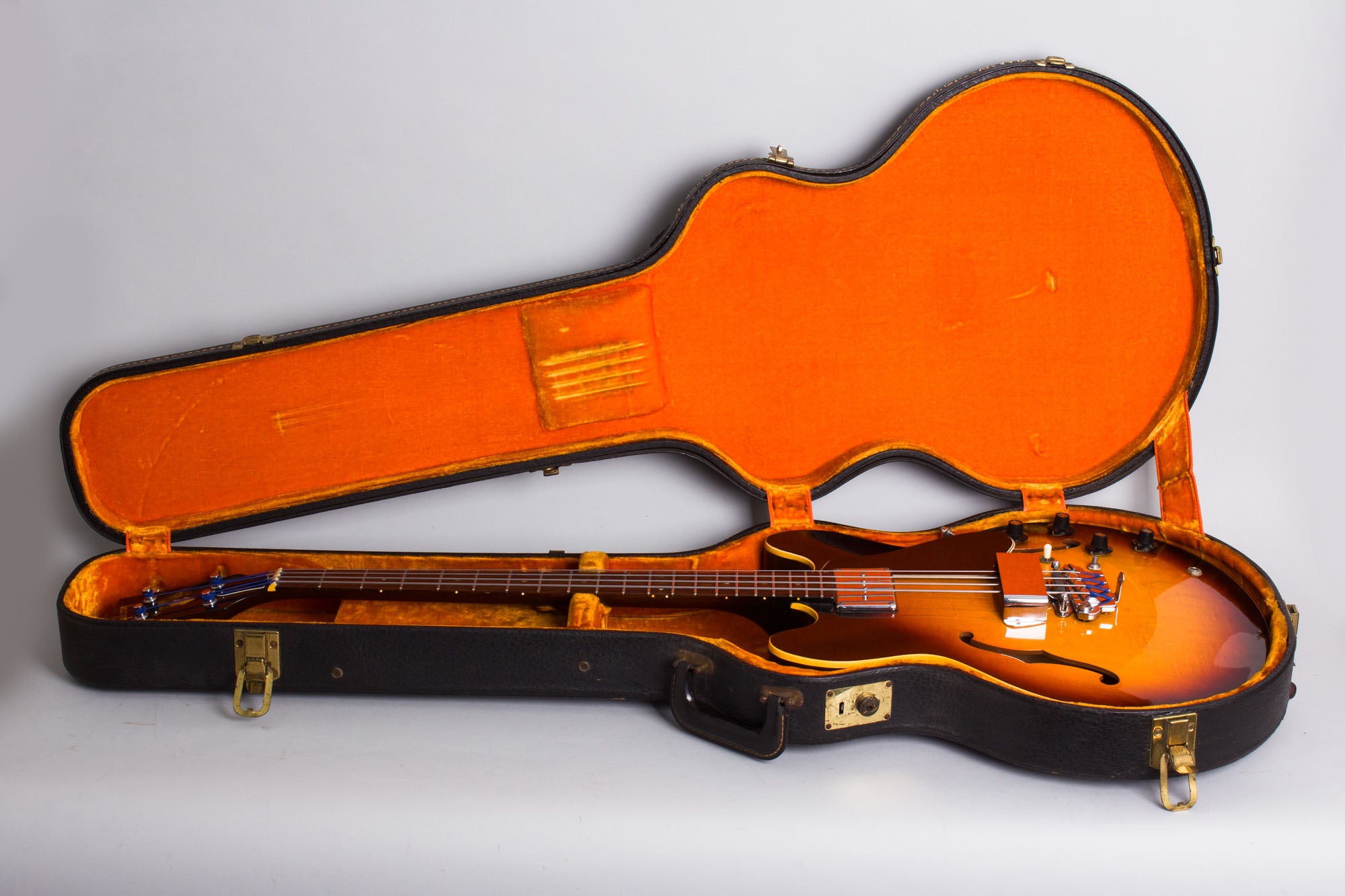 Gibson EB-2D Electric Bass Guitar (1967) – RetroFret
