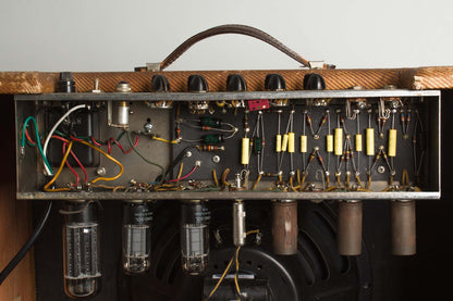 Fender Tremolux Model 5G9 Large Combo Tube Amplifier (1959)