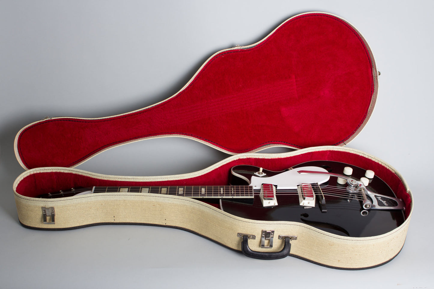 Harmony Silvertone Model 1446L Thinline Hollow Body Electric Guitar (early 1960s)