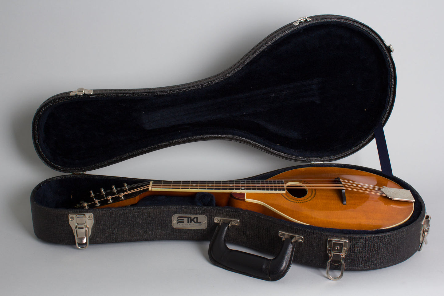 Gibson Style A-1 Carved Top Mandolin (1916)