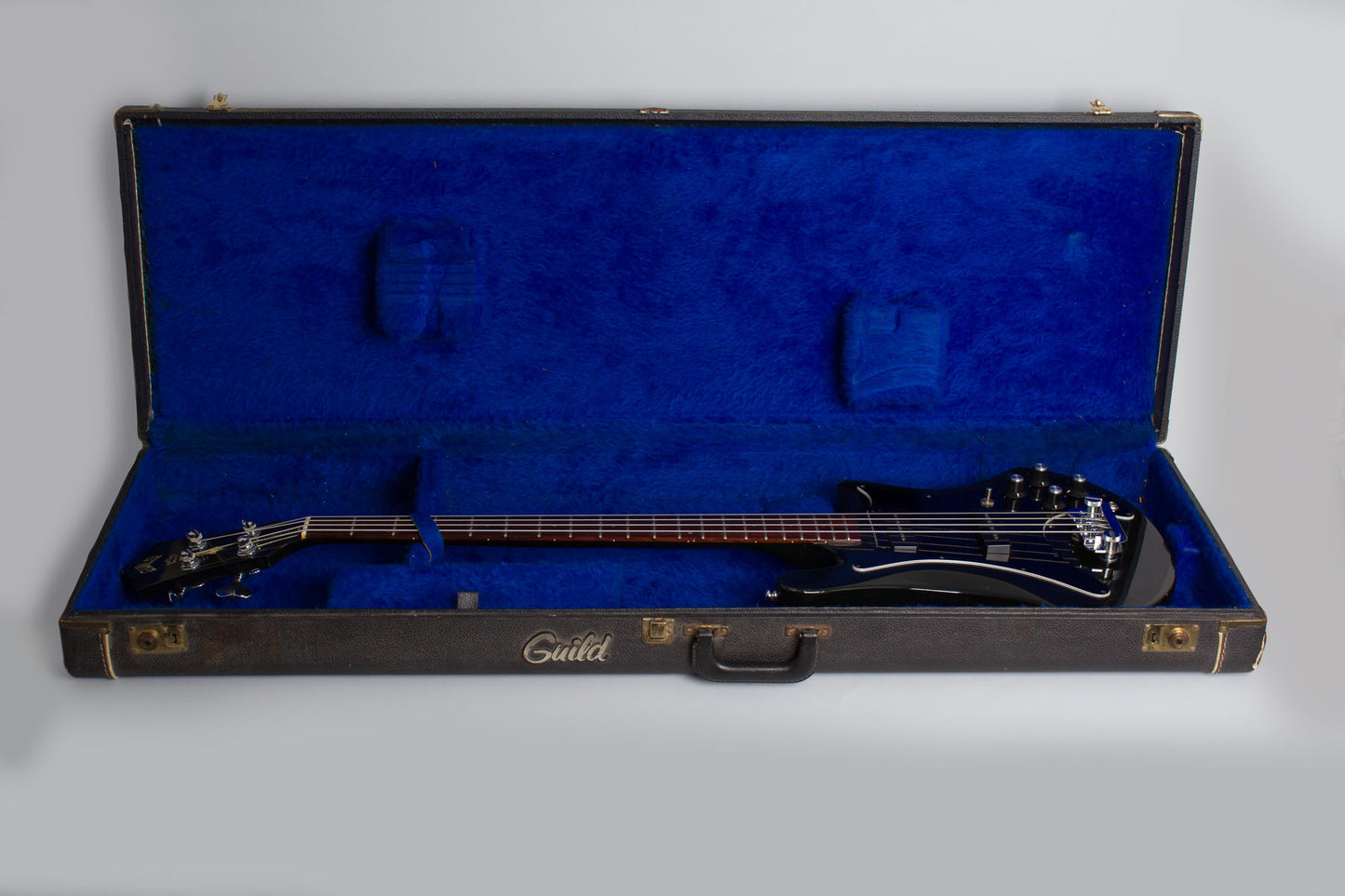 Guild B-302 Solid Body Electric Bass Guitar (1978)