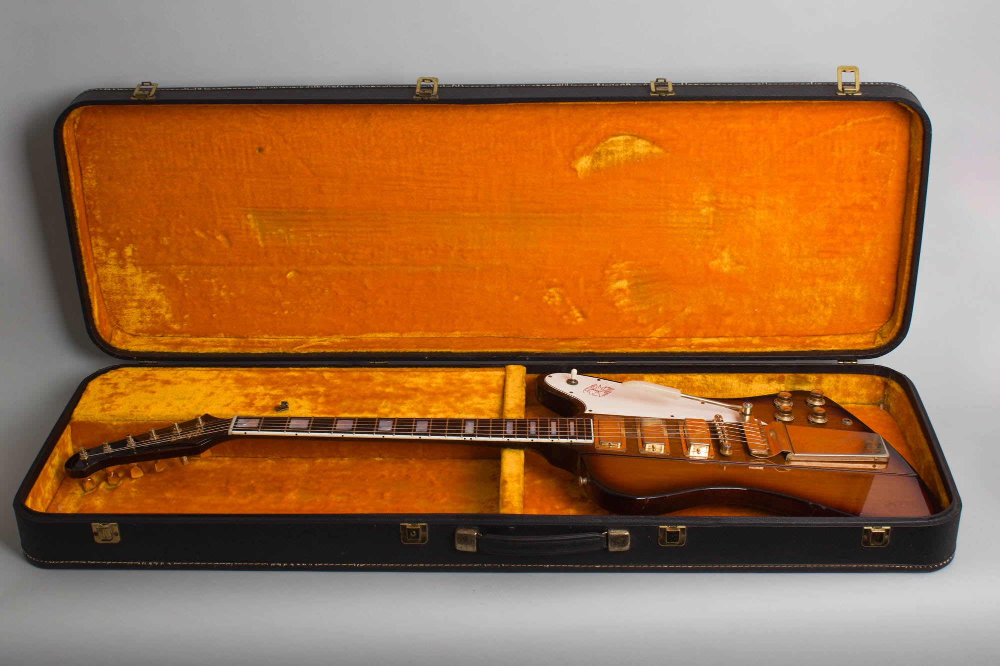 ギター Gibson Firebird Gibson Firebird VII Solid Body Electric Guitar (1964) – RetroFret