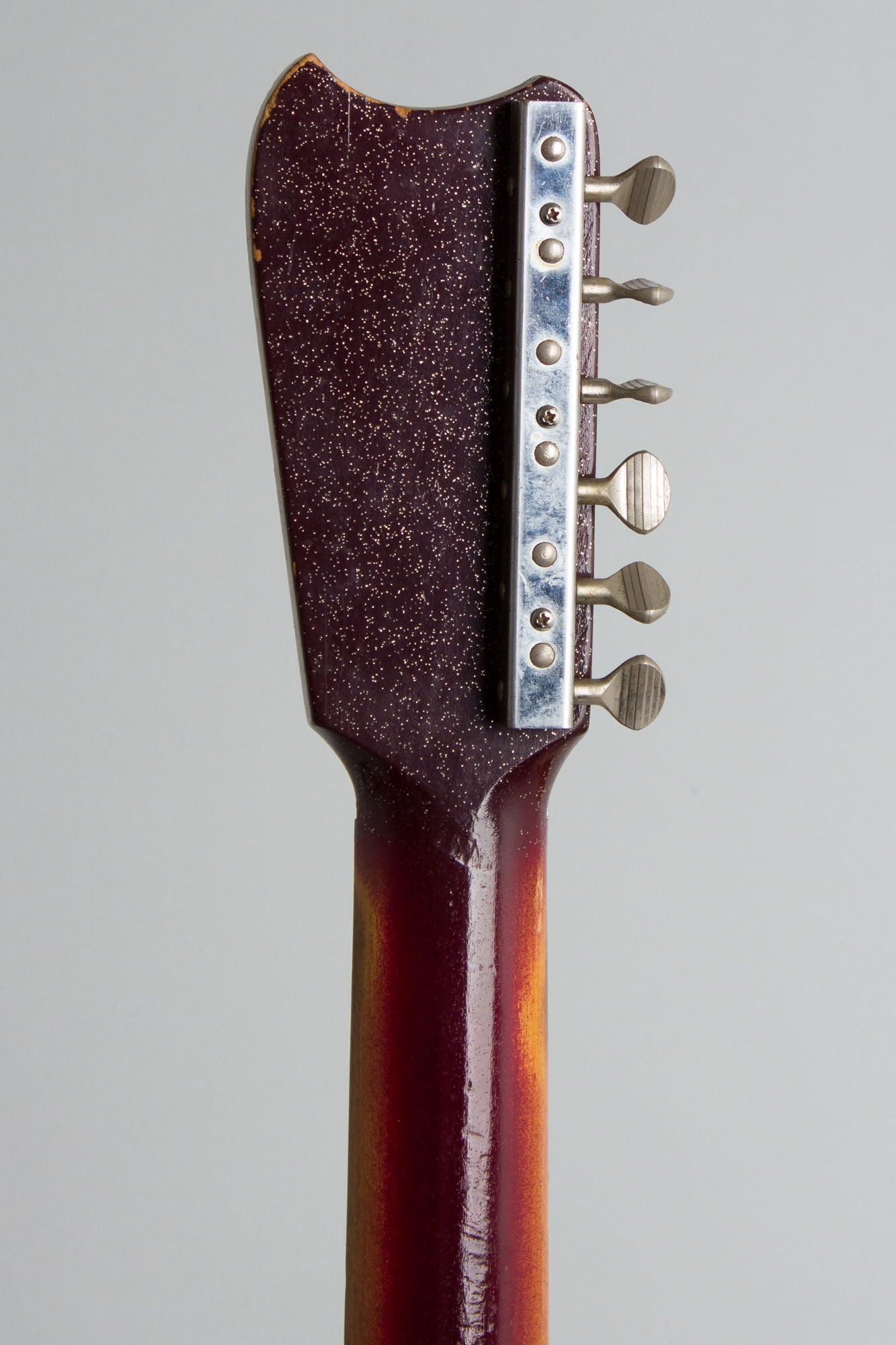 Danelectro Silvertone Model 1457 Amp-In-Case Semi-Hollow Body Electric Guitar (1965)