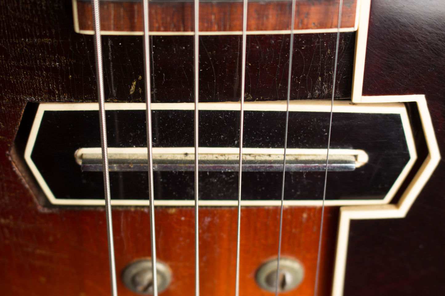 Gibson ES-150 Arch Top Hollow Body Electric Guitar (1938)