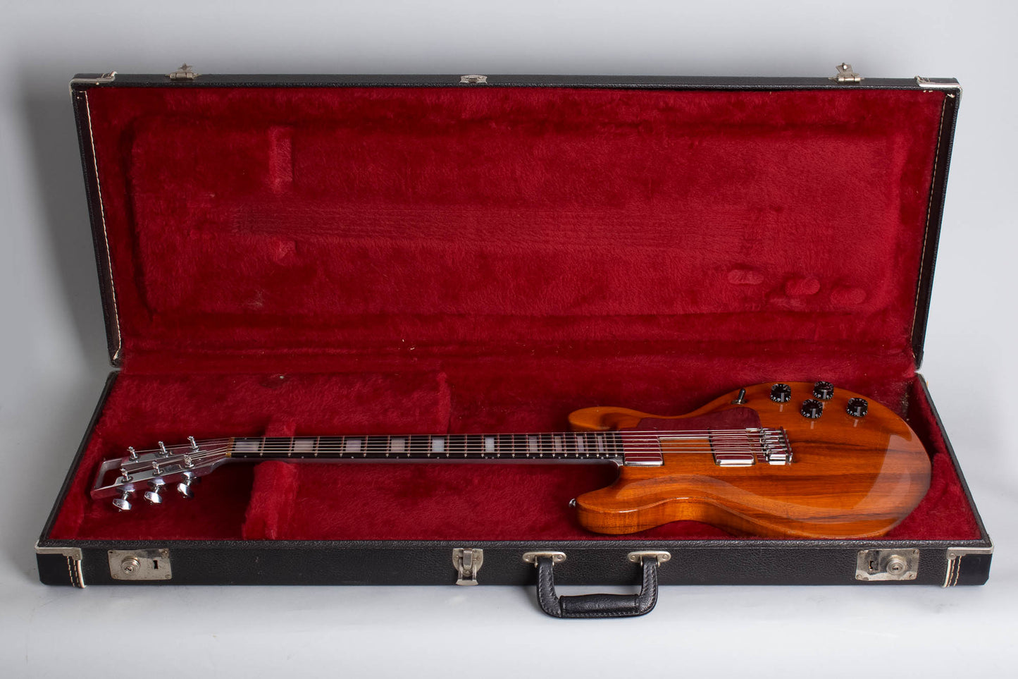 Travis Bean TB-1000A Solid Body Electric Guitar (1975)