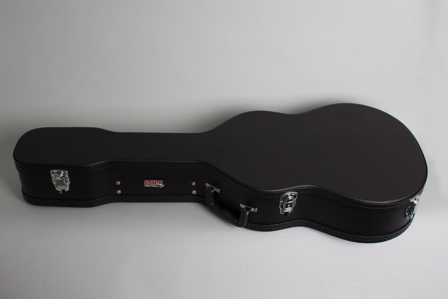C. F. Martin 00-17 Flat Top Acoustic Guitar (1948)