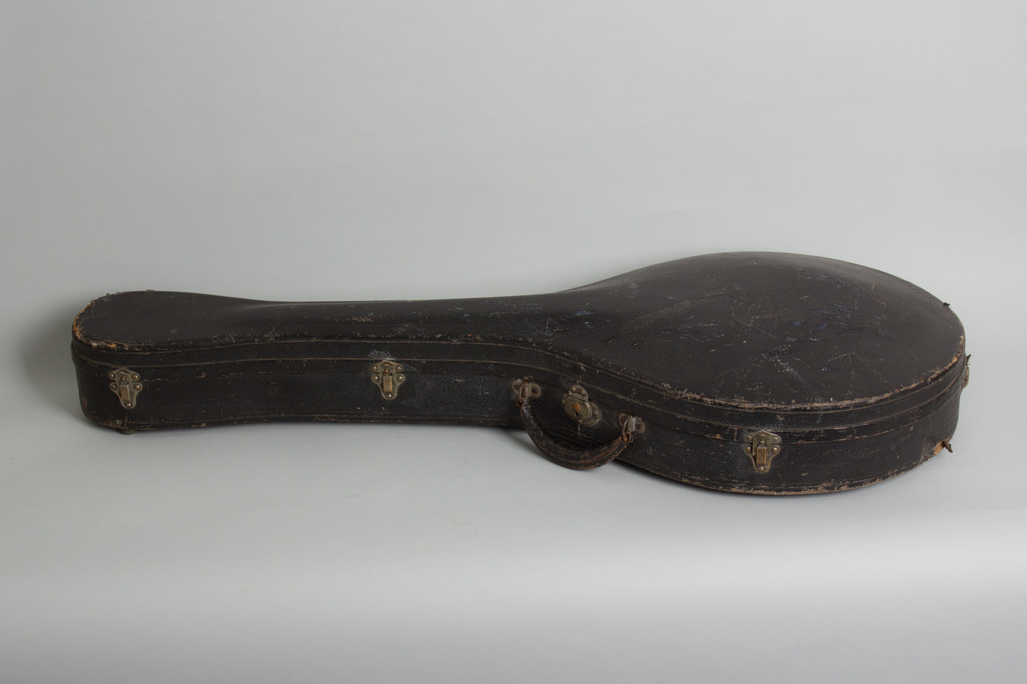 Gibson K-1 Carved Top Mandocello (1915)