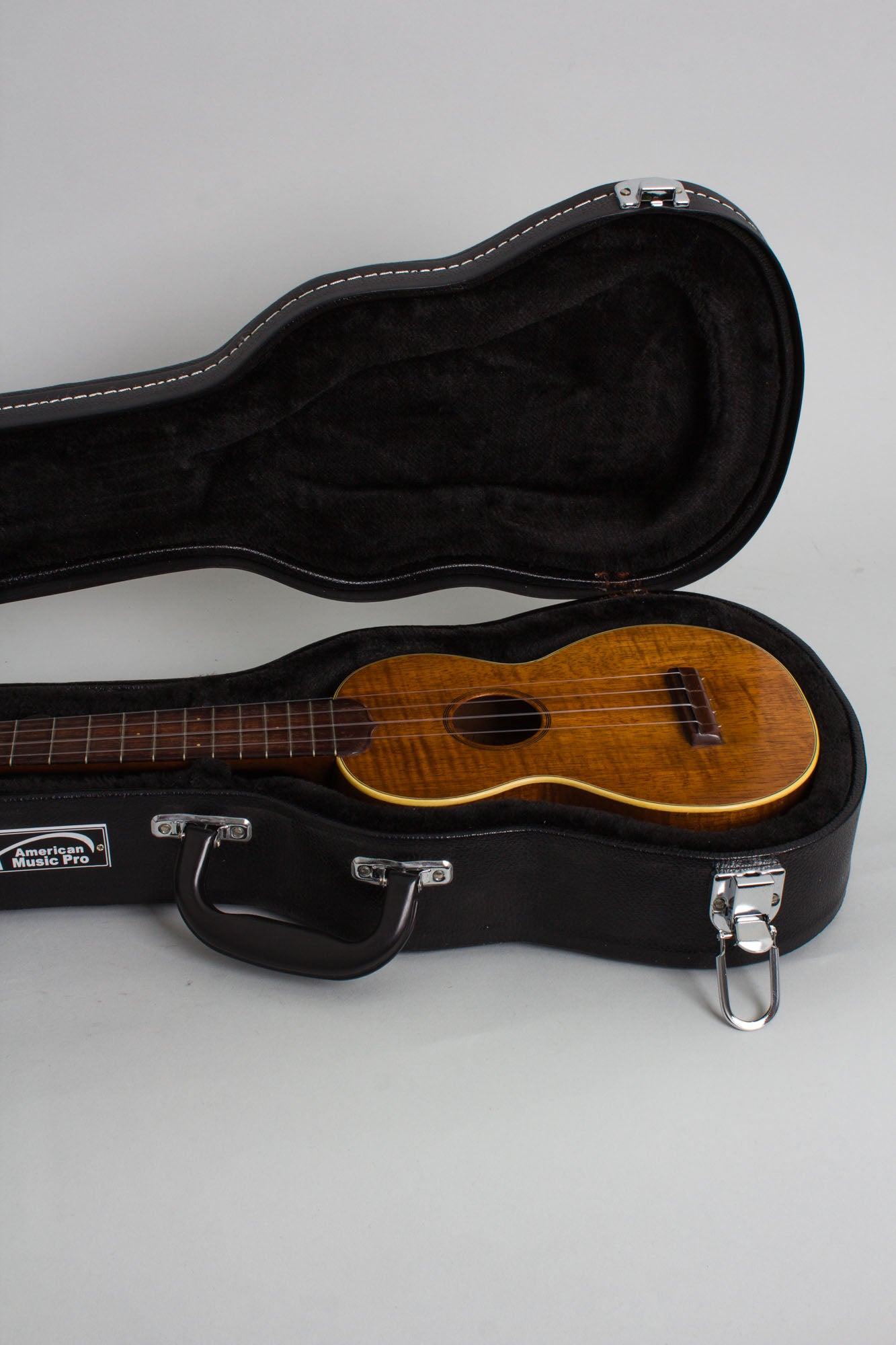 C. F. Martin Style 2-K Soprano Ukulele (1925)