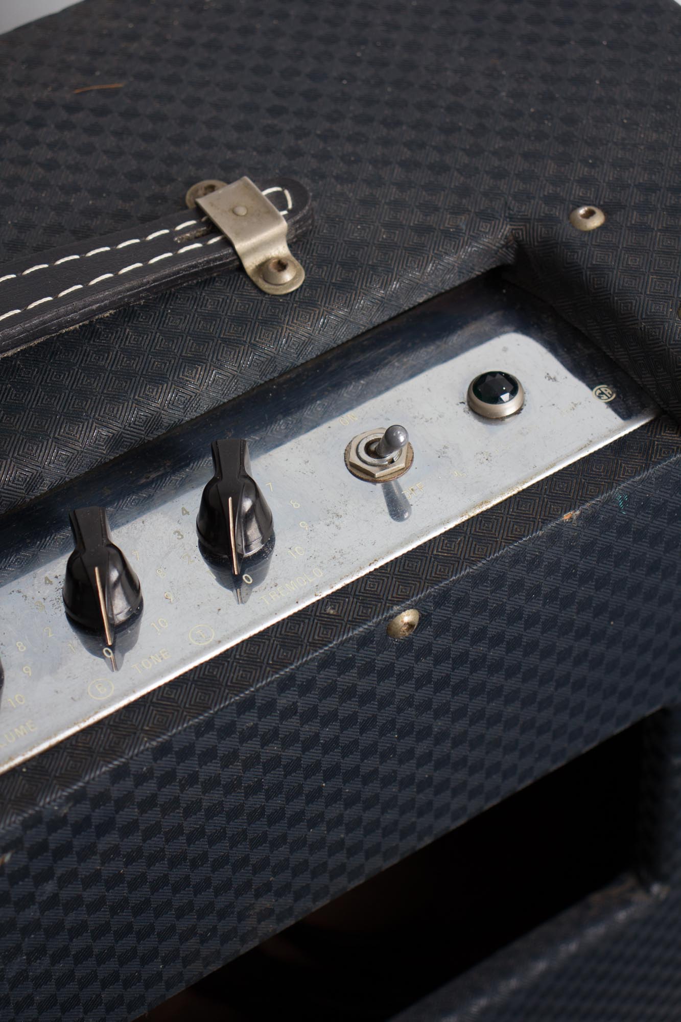 Ampeg Jet J-12-D Tube Amplifier (1965)