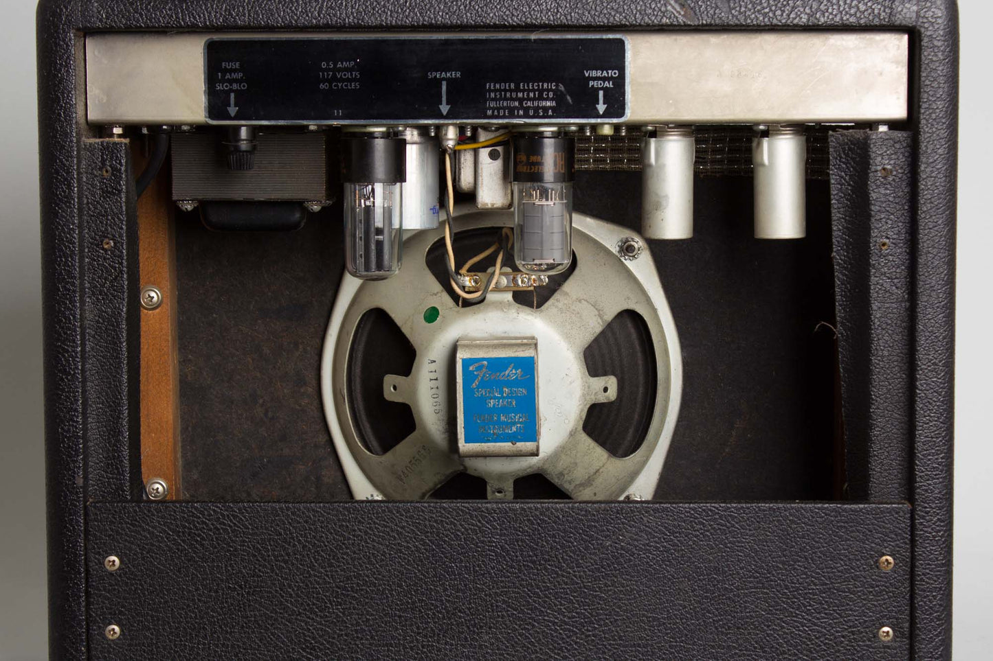 Fender Vibro-Champ AA-764 Small Combo Tube Amplifier (1965)