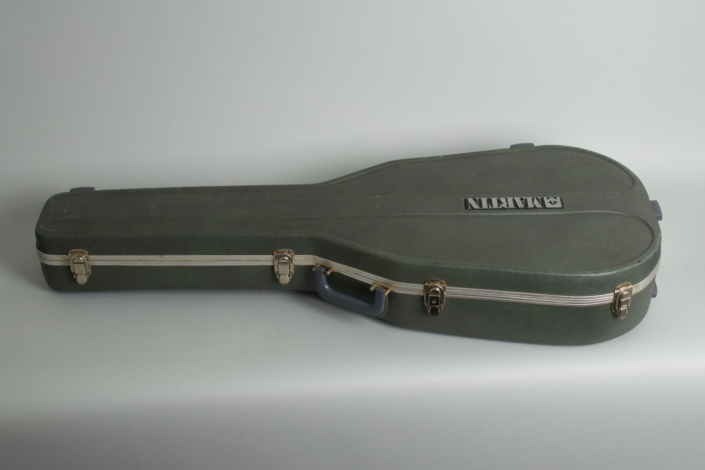 C. F. Martin 00-28C Classical Guitar (1972)